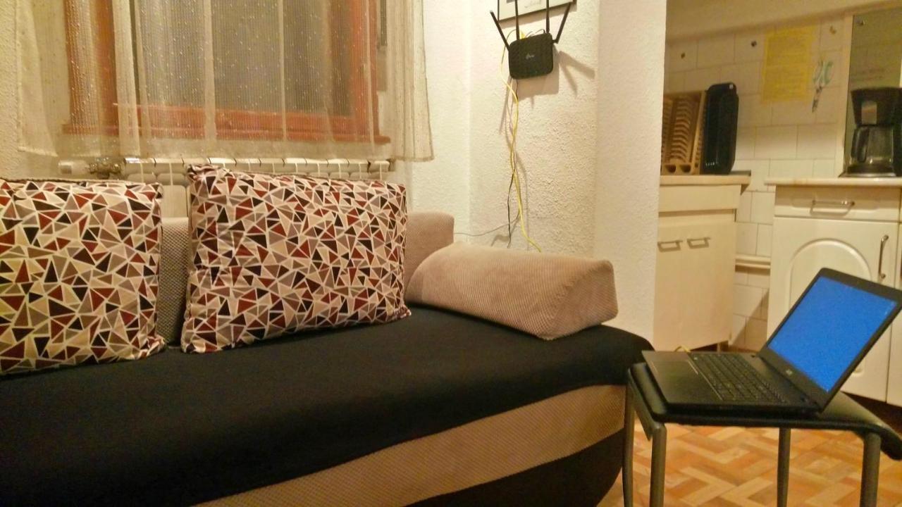 RomPromo Plus Accommodation Bucarest Esterno foto