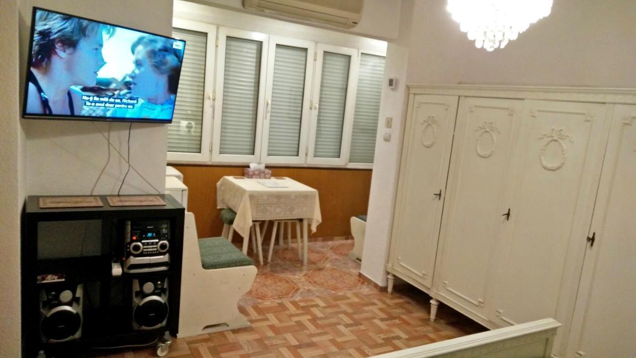 RomPromo Plus Accommodation Bucarest Esterno foto