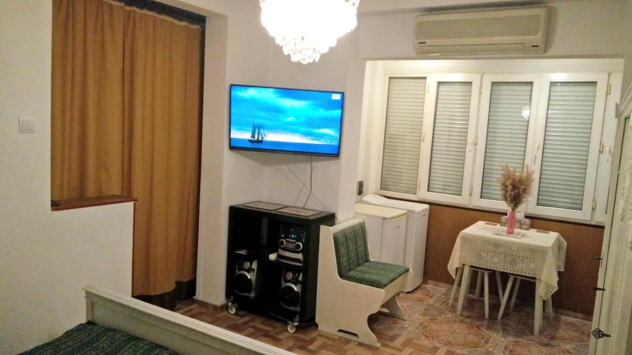 RomPromo Plus Accommodation Bucarest Esterno foto